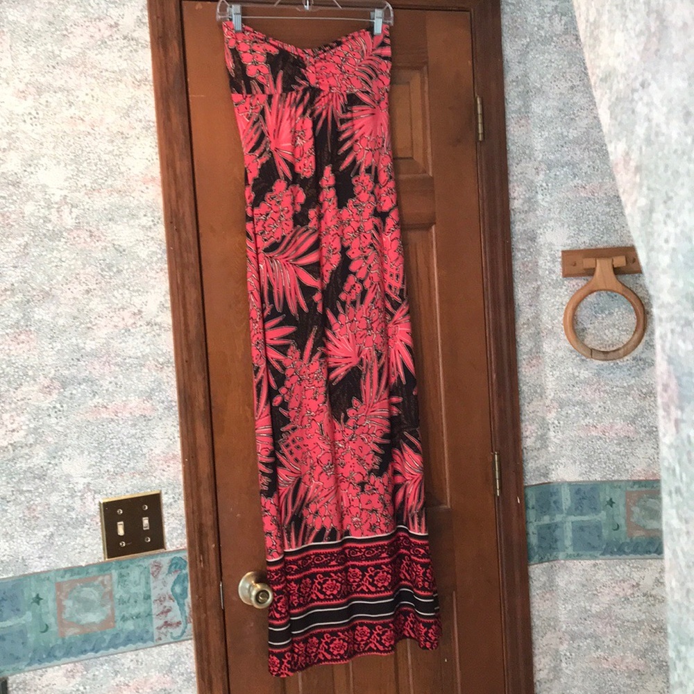 Strapless dress